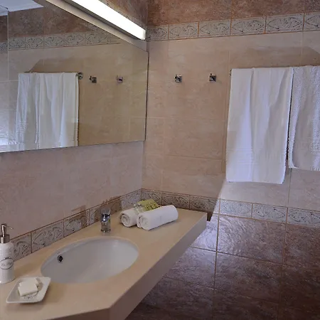 Arlen Limenas Chersonisou