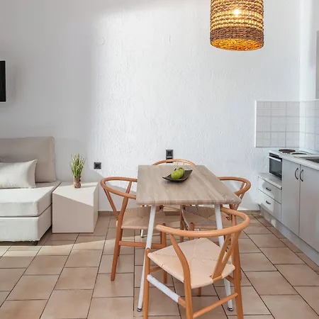 Arlen Aparthotel 3*