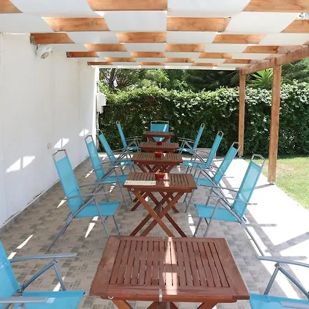 Arlen 아파트호텔 헐소니소스