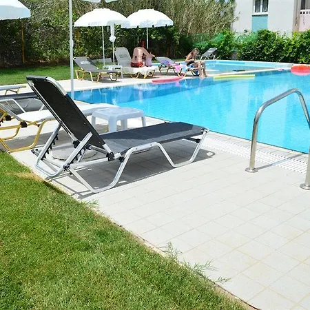 Arlen Херсониссос